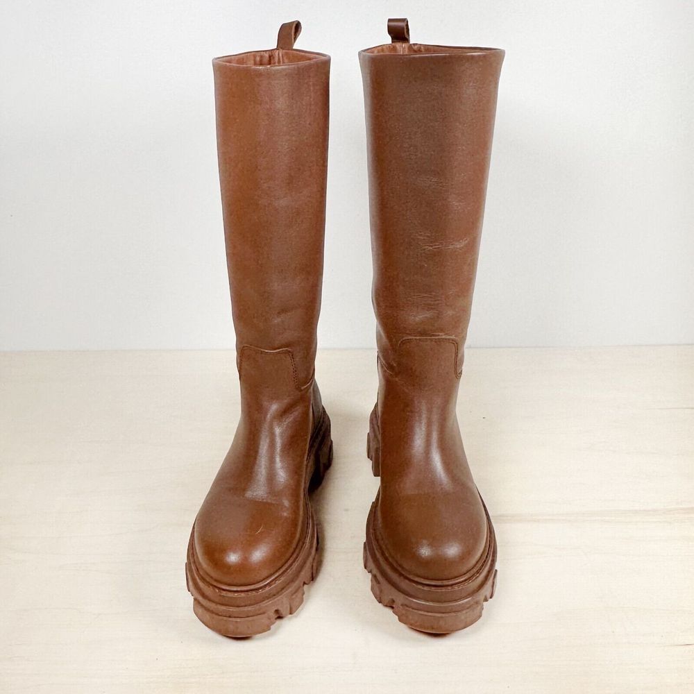 Steve Madden Priority Tall Leather Knee High Lug Boots Women's Size 6M Pull-on